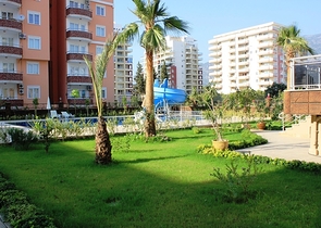 شقق مختلفة ضمن مجمع في وسط ومركز المدينة 