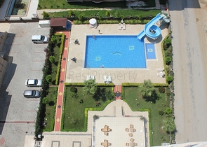 شقق مختلفة ضمن مجمع في وسط ومركز المدينة 