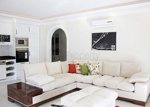 شقق مختلفة ضمن مجمع في وسط ومركز المدينة 