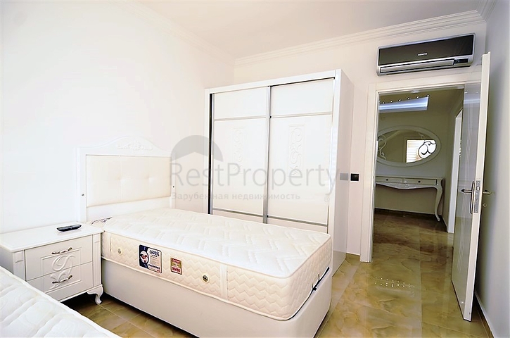 شقة واسعة على البحر مباشرة في الانيا / كاستل