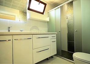 شقة واسعة على البحر مباشرة في الانيا / كاستل