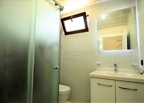 شقة واسعة على البحر مباشرة في الانيا / كاستل