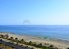 شقة واسعة على البحر مباشرة في الانيا / كاستل