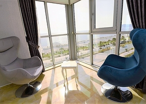 شقة واسعة على البحر مباشرة في الانيا / كاستل