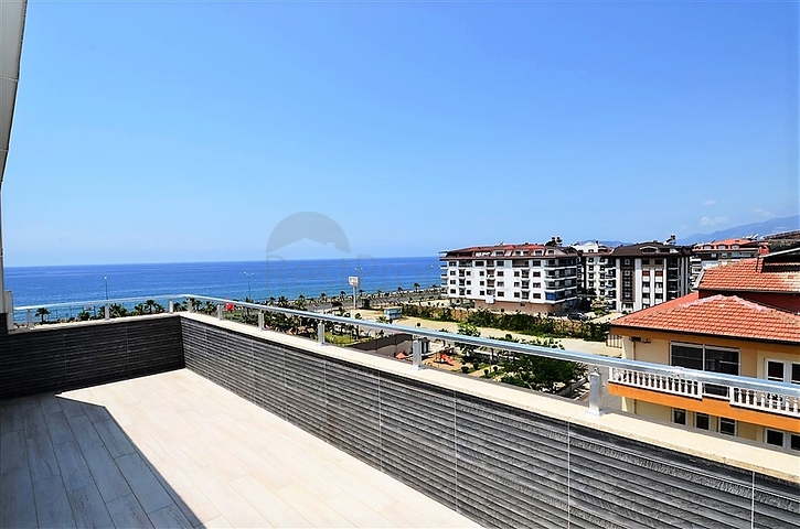 شقة دوبلكس في الانيا / كاستل