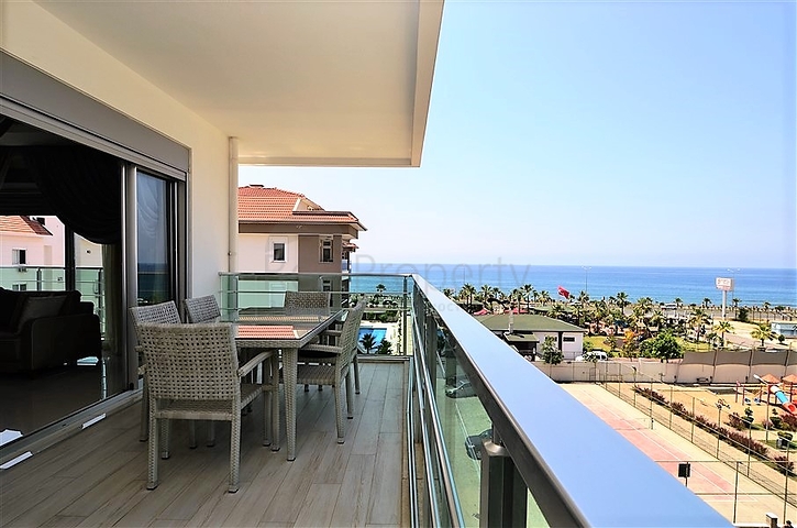 شقة دوبلكس في الانيا / كاستل