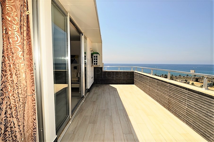 شقة دوبلكس في الانيا / كاستل