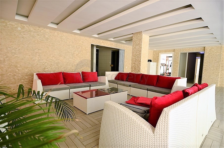 شقة دوبلكس في الانيا / كاستل