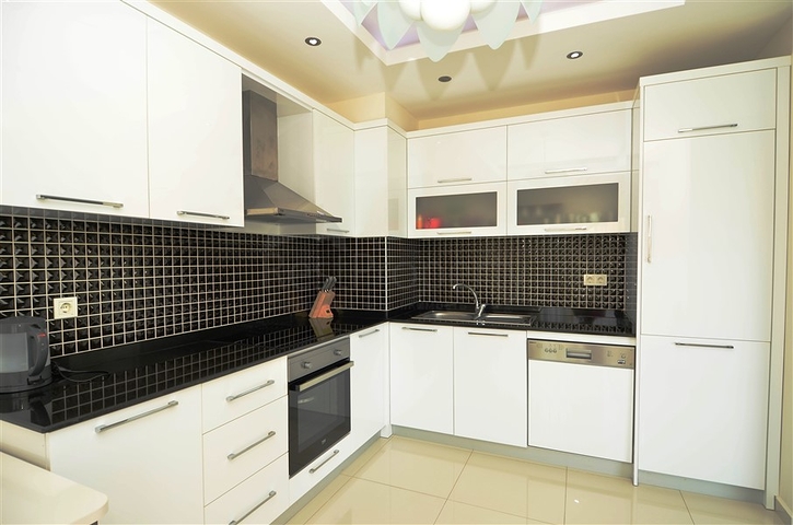 شقة دوبلكس في الانيا / كاستل