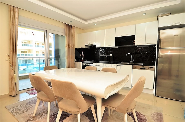 شقة دوبلكس بثلاث غرف نوم وصالة في كاستيل / الانيا 