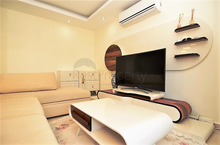 شقة دوبلكس بثلاث غرف نوم وصالة في كاستيل / الانيا 