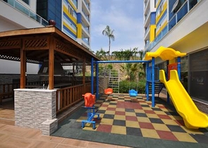 شقة دوبلكس بثلاث غرف نوم وصالة في كاستيل / الانيا 