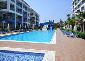 شقة دوبلكس بثلاث غرف نوم وصالة في كاستيل / الانيا 