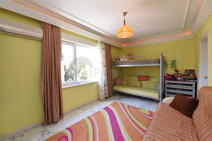 اطلالة بحر - مجمع فاخر - غرفتين وصالة مفروشة - توسمور / الانيا 