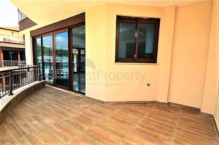 شقق ودوبلكس ضمن مجمع سكني حديث قريب من البحر في كارجي جاك / الانيا 