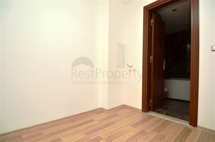 شقق ودوبلكس ضمن مجمع سكني حديث قريب من البحر في كارجي جاك / الانيا 