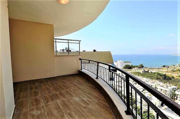 شقق ودوبلكس ضمن مجمع سكني حديث قريب من البحر في كارجي جاك / الانيا 