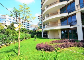 شقق ودوبلكس ضمن مجمع سكني حديث قريب من البحر في كارجي جاك / الانيا 