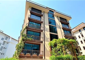 شقق ودوبلكس ضمن مجمع سكني حديث قريب من البحر في كارجي جاك / الانيا 