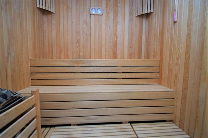 شقق باطلالة مميزة ضمن مجمع سكني اول صف على البحر - كارجي جاك / الانيا 