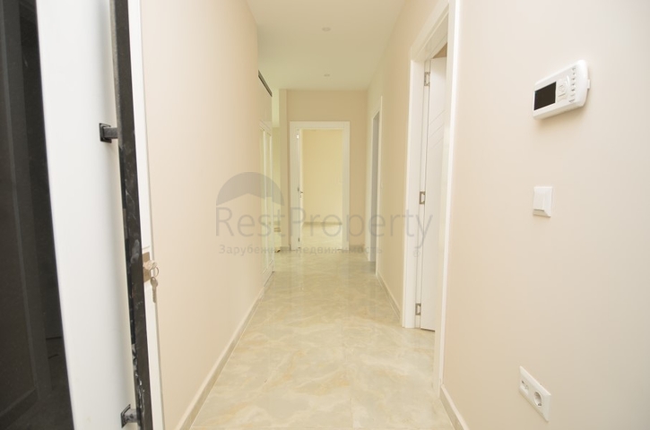 شقق باطلالة مميزة ضمن مجمع سكني اول صف على البحر - كارجي جاك / الانيا 