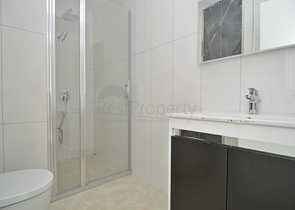 شقق باطلالة مميزة ضمن مجمع سكني اول صف على البحر - كارجي جاك / الانيا 