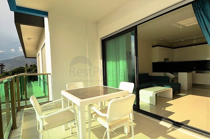 اطلالة بحر - شقة غرفة نوم وصالة ضمن مجمع خمس نجوم في الانيا  