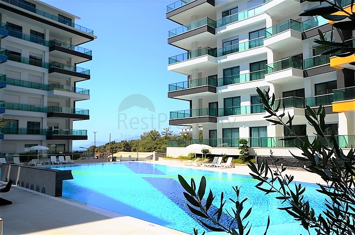 اطلالة بحر - شقة غرفة نوم وصالة ضمن مجمع خمس نجوم في الانيا  