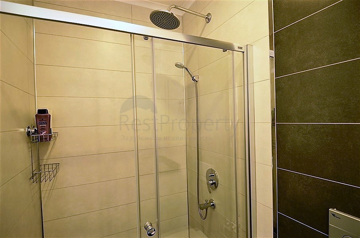 اطلالة بحر - شقة غرفة نوم وصالة ضمن مجمع خمس نجوم في الانيا  