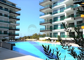 اطلالة بحر - شقة غرفة نوم وصالة ضمن مجمع خمس نجوم في الانيا  