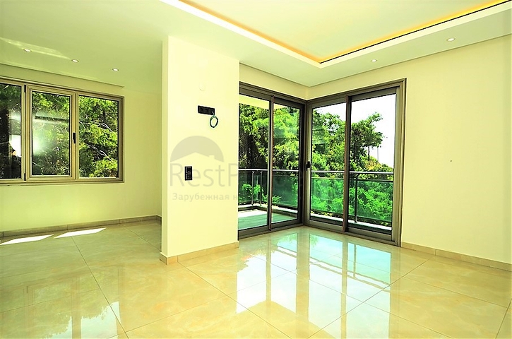 اطلالة بحر مباشرة - دوبلكس فاخرة لعشاق التميز - في الانيا 