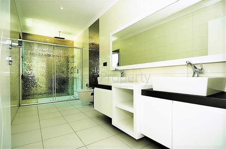 اطلالة بحر مباشرة - دوبلكس فاخرة لعشاق التميز - في الانيا 