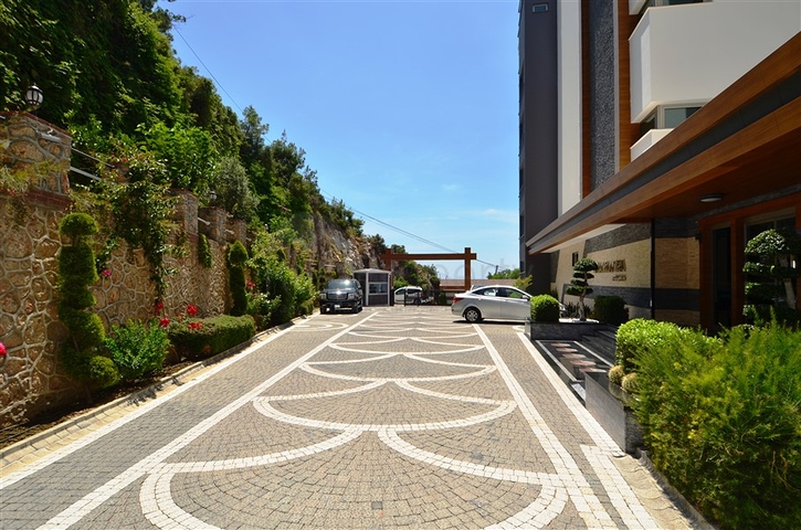 اطلالة بحر مباشرة - دوبلكس فاخرة لعشاق التميز - في الانيا 