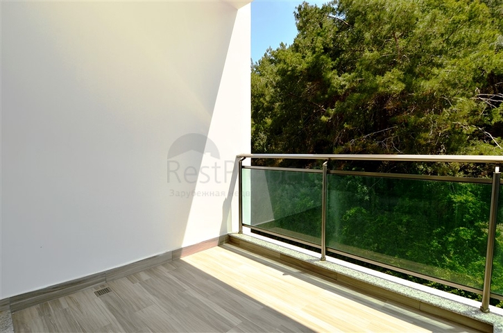 اطلالة بحر مباشرة - دوبلكس فاخرة لعشاق التميز - في الانيا 