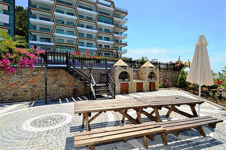 اطلالة بحر مباشرة - دوبلكس فاخرة لعشاق التميز - في الانيا 