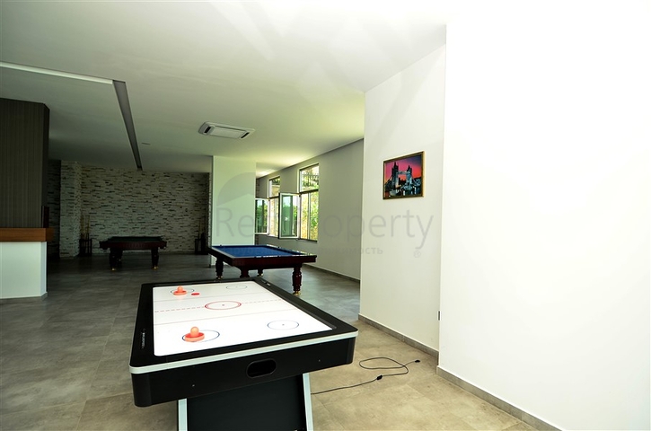 اطلالة بحر مباشرة - دوبلكس فاخرة لعشاق التميز - في الانيا 