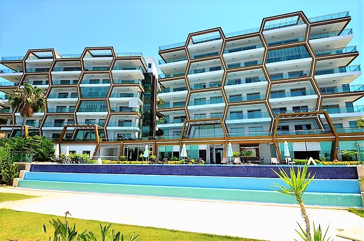 اطلالة بحر مباشرة - دوبلكس فاخرة لعشاق التميز - في الانيا 