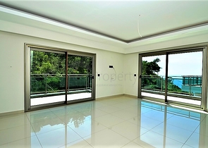 اطلالة بحر مباشرة - دوبلكس فاخرة لعشاق التميز - في الانيا 