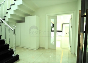 اطلالة بحر مباشرة - دوبلكس فاخرة لعشاق التميز - في الانيا 