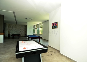 اطلالة بحر مباشرة - دوبلكس فاخرة لعشاق التميز - في الانيا 