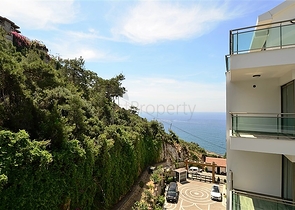 اطلالة بحر مباشرة - دوبلكس فاخرة لعشاق التميز - في الانيا 