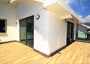 اطلالة بحر مباشرة - دوبلكس فاخرة لعشاق التميز - في الانيا 