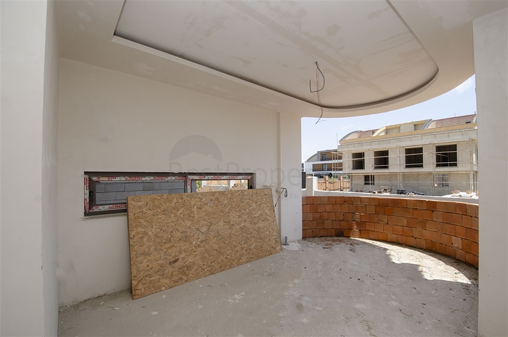 فلل 5 + 1 مع مسبح خاص في كونيالتي أنطاليا