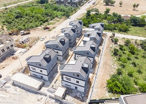 فلل 5 + 1 مع مسبح خاص في كونيالتي أنطاليا