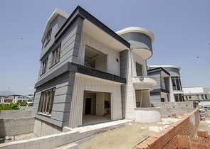 فلل 5 + 1 مع مسبح خاص في كونيالتي أنطاليا