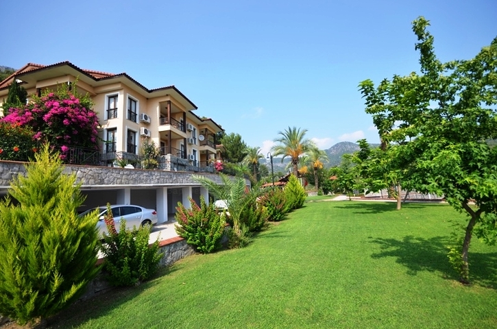 فيلات وشقق للبيع في فتحية 