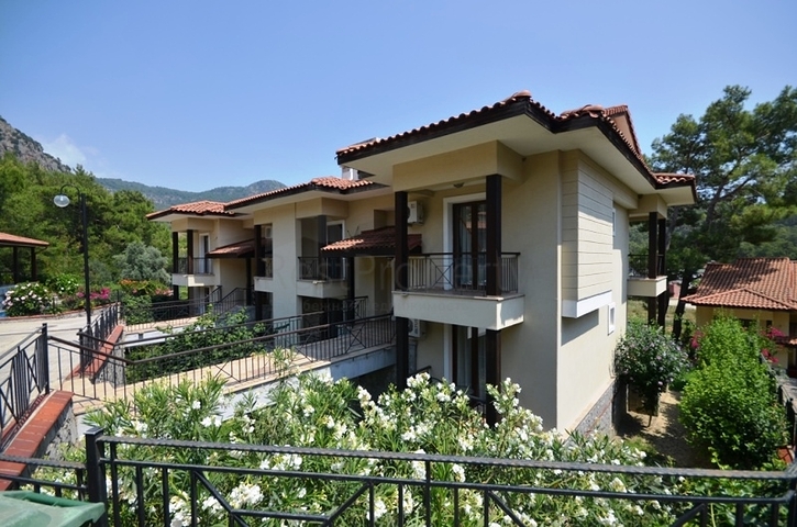 فيلات وشقق للبيع في فتحية 