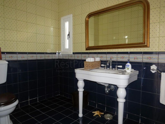 حصريا منزل مع إطلاله بحريه علي خليج بودروم