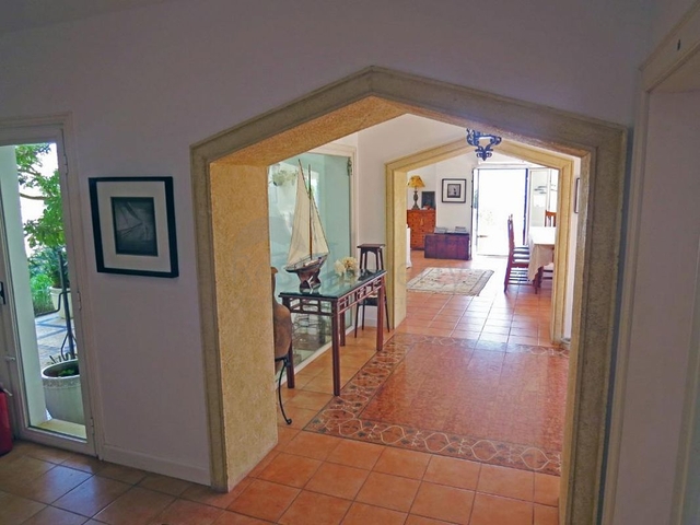 حصريا منزل مع إطلاله بحريه علي خليج بودروم