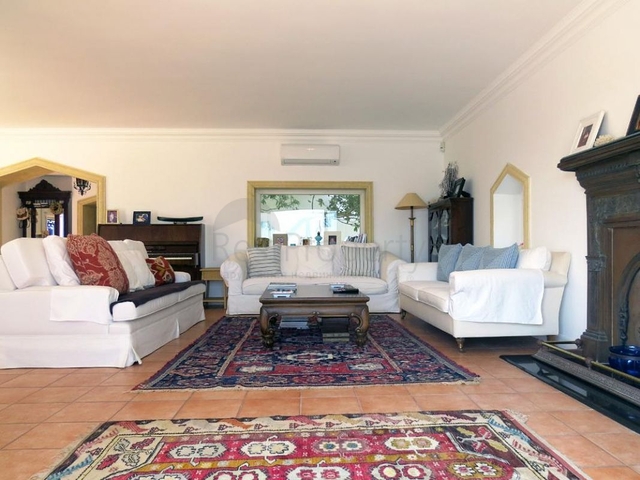 حصريا منزل مع إطلاله بحريه علي خليج بودروم